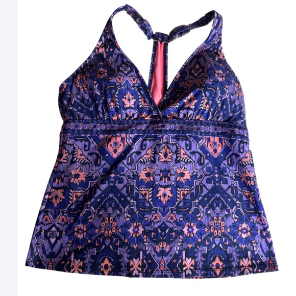 Title Nine Ikat print tankini top with removable pads Size Large - Picture 1 of 13